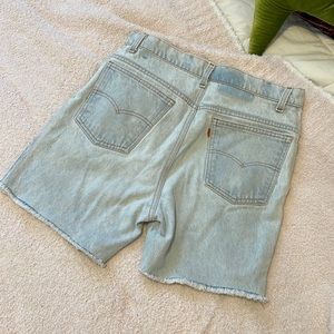 Vintage Orange tab LEVI’s jorts size 30-32ish